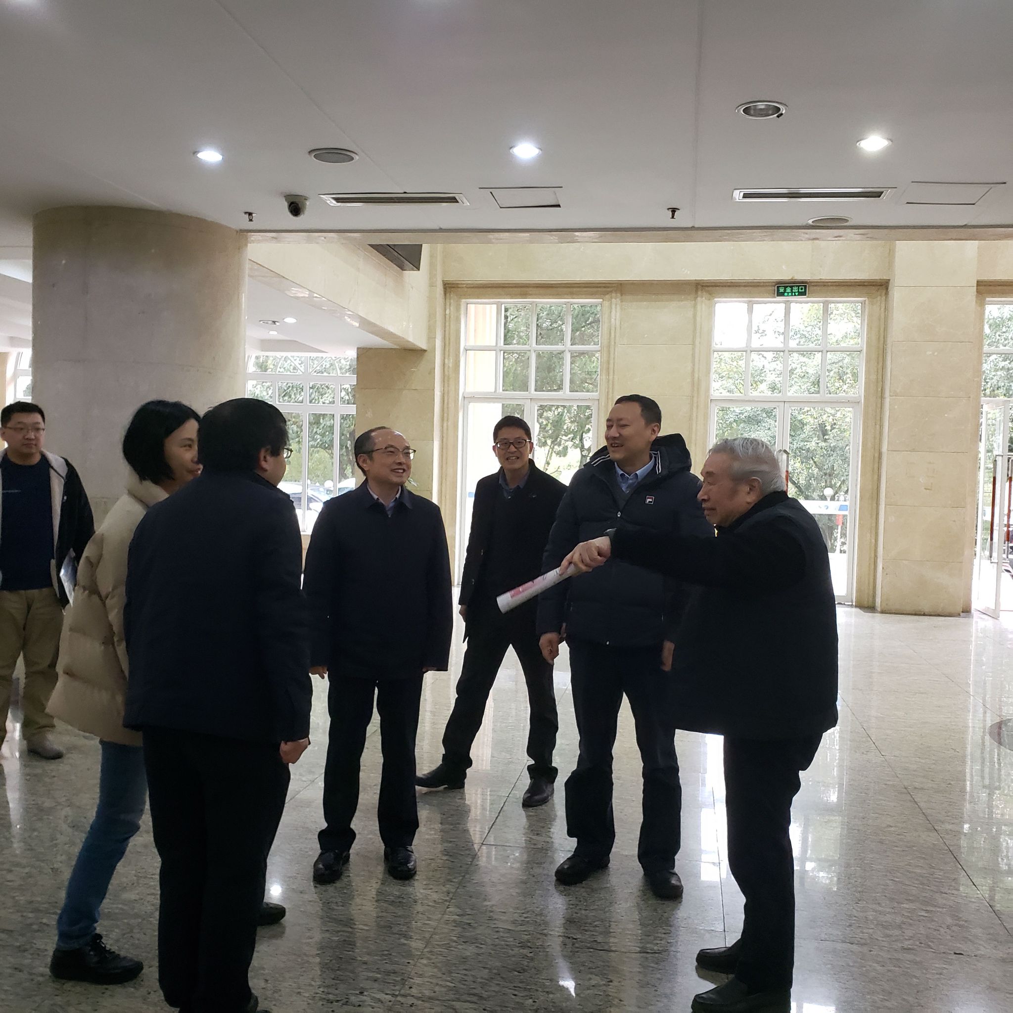 20220222张友兵副局长一行与向院士亲切交流.jpg